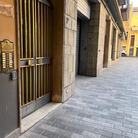 Calari Rooms - Affittacamere Bologna Kültér fotó
