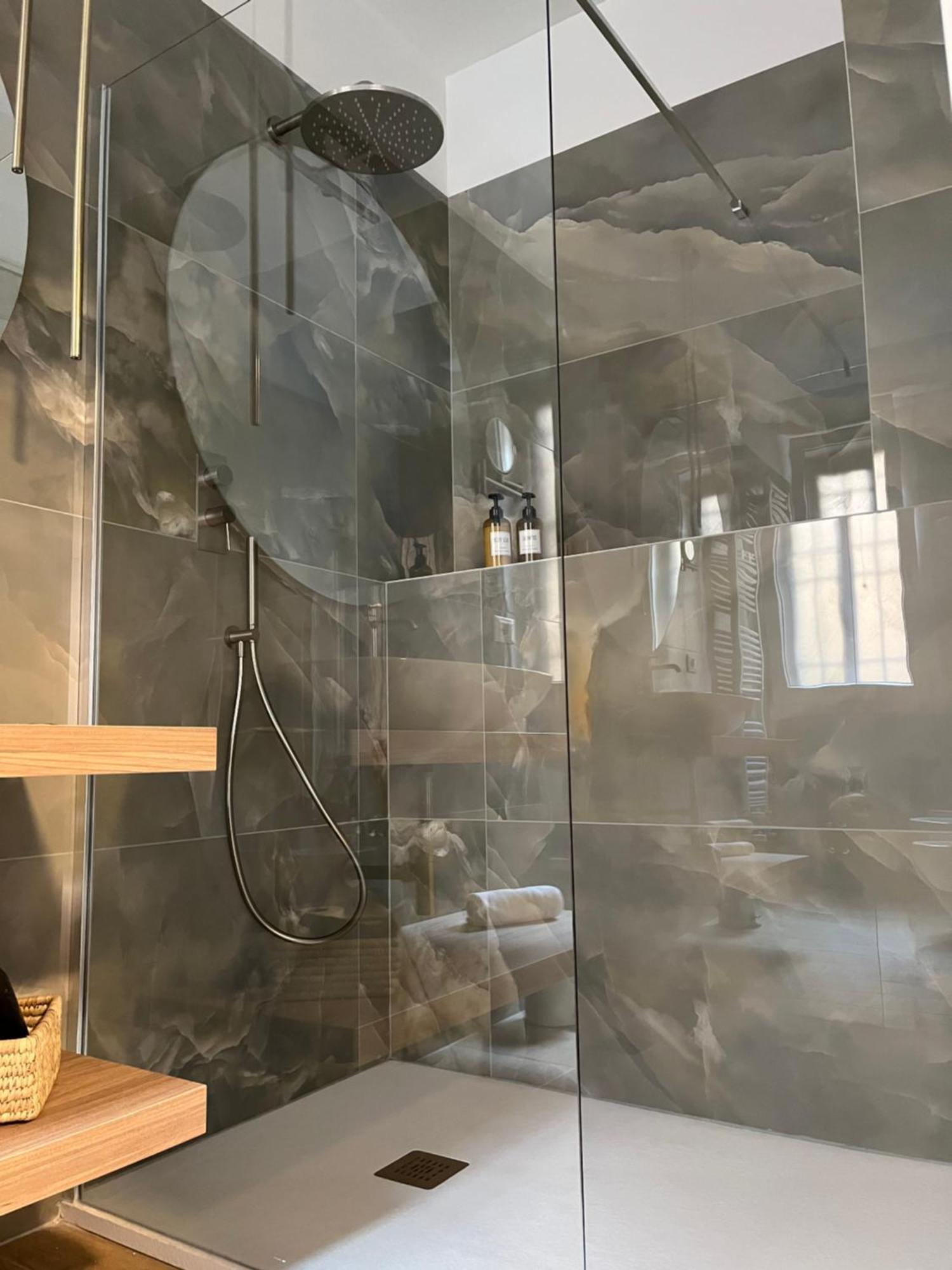 Calari Rooms - Affittacamere Bologna Kültér fotó